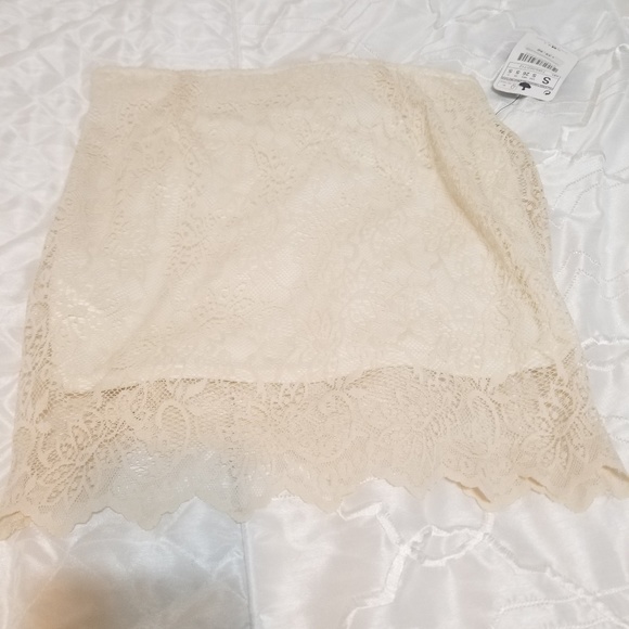 NWT Zara Trafaluc Collection Lace Shorts - Picture 1 of 6